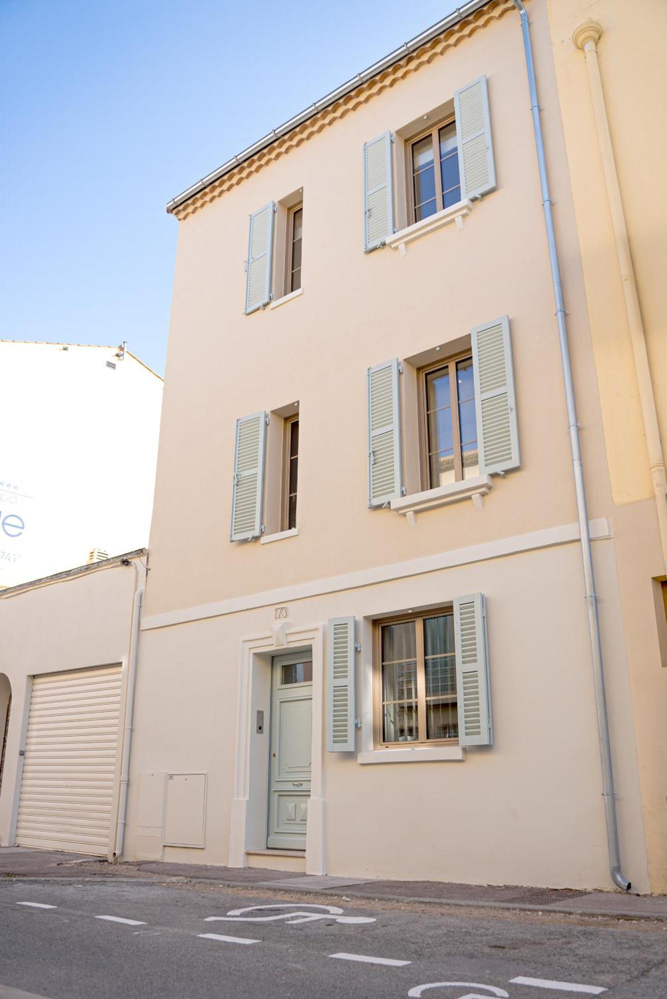 Studios Raffines Avec Terrasses - Plages, Ville Et Gare A Pied - Maison Raphael Saint-Raphaël Eksteriør bilde