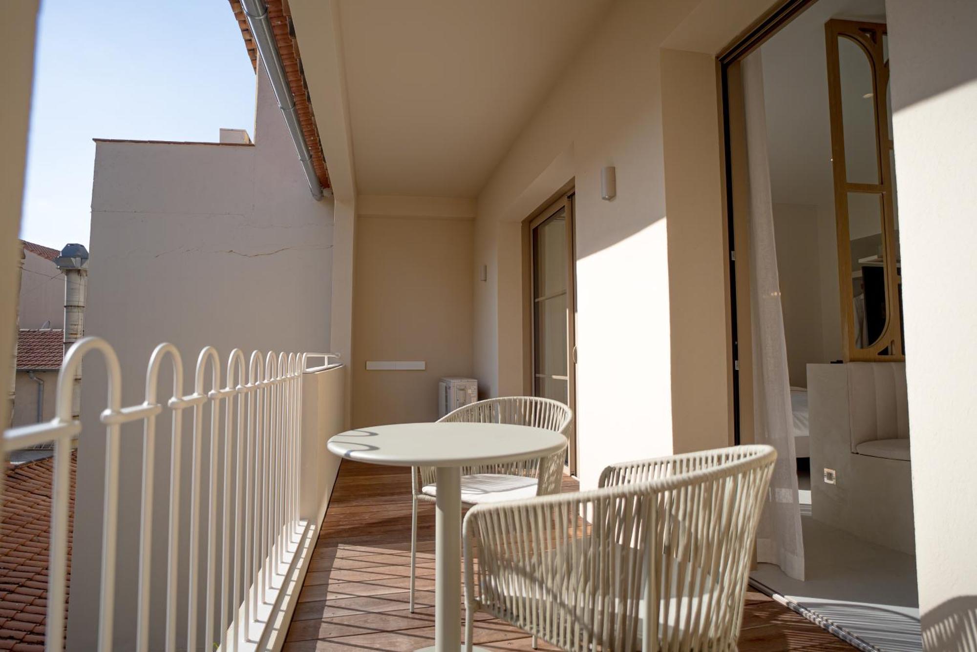 Studios Raffines Avec Terrasses - Plages, Ville Et Gare A Pied - Maison Raphael Saint-Raphaël Eksteriør bilde